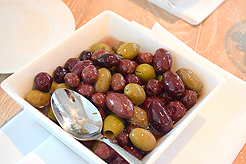 THE DECEPTIVE DINNER